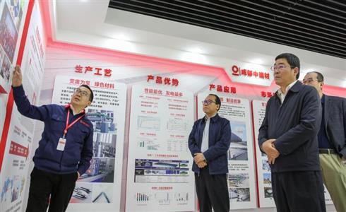 南寧市副市長(zhǎng)朱會(huì)東到成都中建材調(diào)研