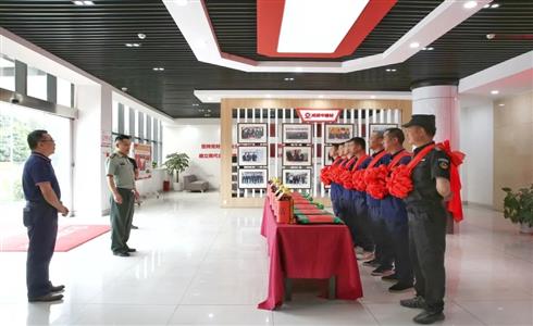 離軍不離黨，退伍不褪色丨成都中建材開(kāi)展八一慰問(wèn)退伍軍人活動(dòng)