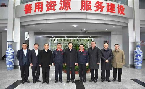 王東明尹力看望慰問(wèn)專家人才